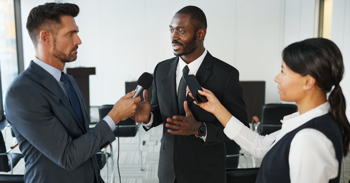 微软云Azure实名账号:实名认证如何推动网络文化事业的进步和发展?